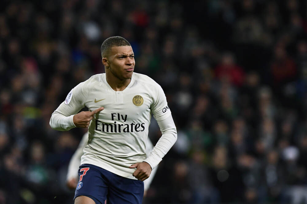 白卓璇挑战世界第一 多位中国选手亮相双打 澳网今日赛程→